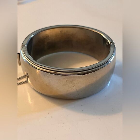Vintage Silver Hinged Bangle Bracelet silver tone with chain chunky classic - Picture 3 of 12